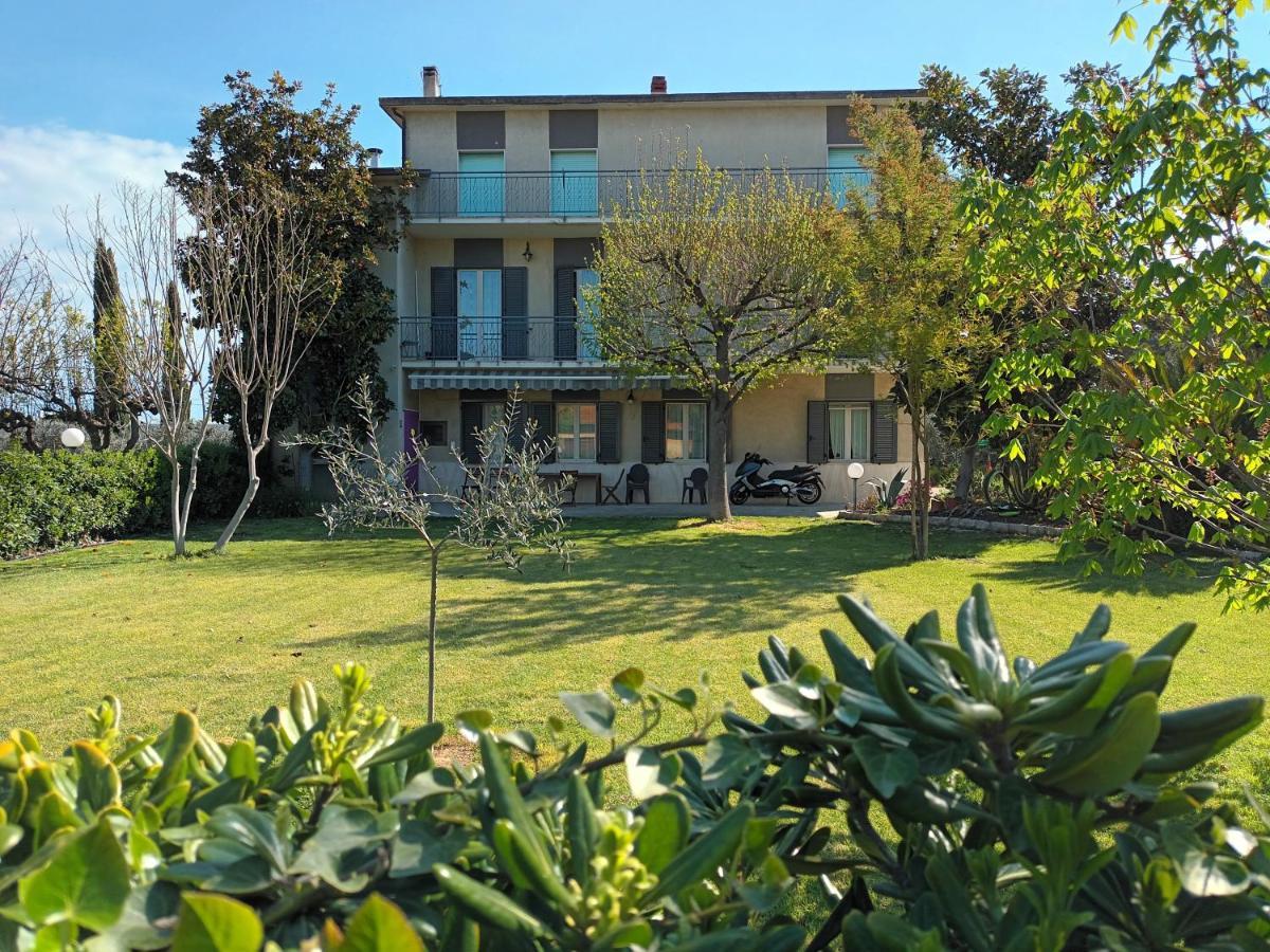 דירות קולונלה La Casa Degli Ippocastani מראה חיצוני תמונה